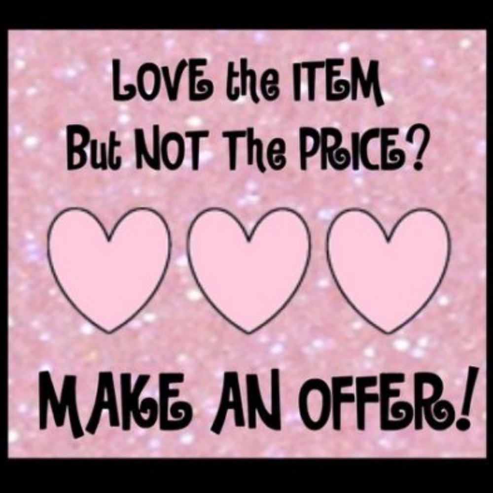 💗🤍Offers welcome! 🤍💗
